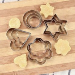 BUY ONLINE COOKIE CUTTER STAINLESS STEEL COOKIE CUTTER WITH SHAPE HEART ROUND STAR AND FLOWER (12 PIECES)