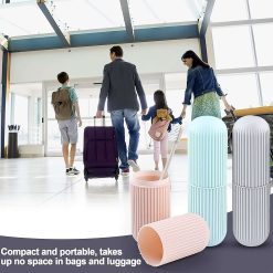 Travel toothbrush holder case